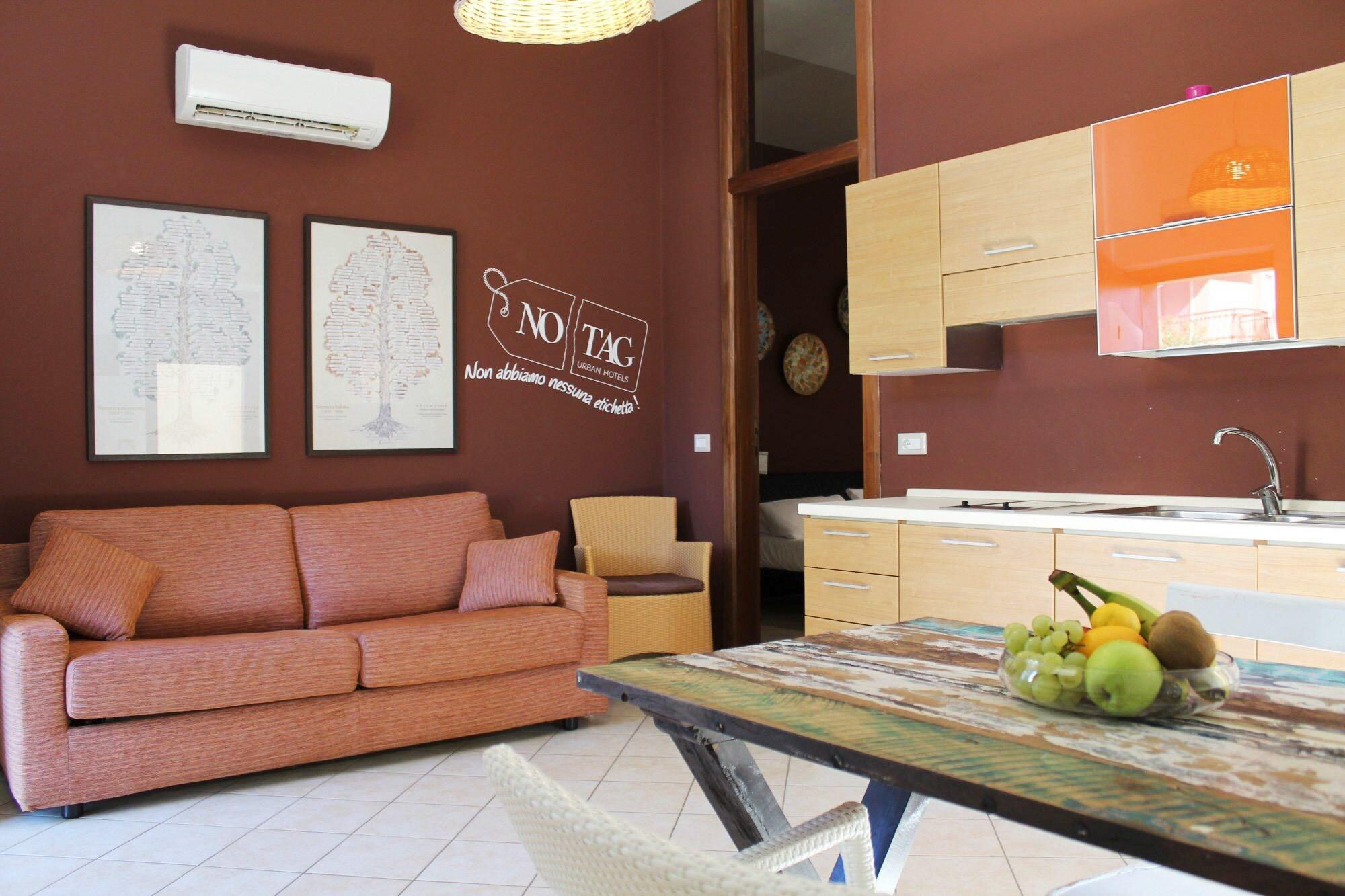 No Tag Urban Hotel Trani Εξωτερικό φωτογραφία