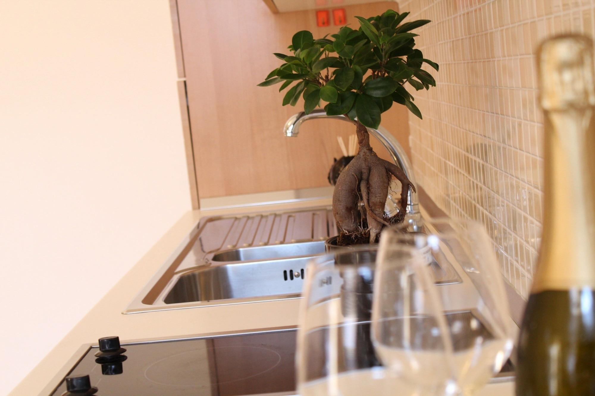 No Tag Urban Hotel Trani Εξωτερικό φωτογραφία