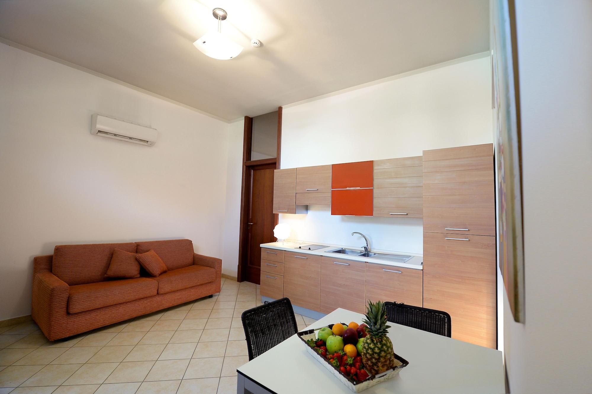 No Tag Urban Hotel Trani Εξωτερικό φωτογραφία