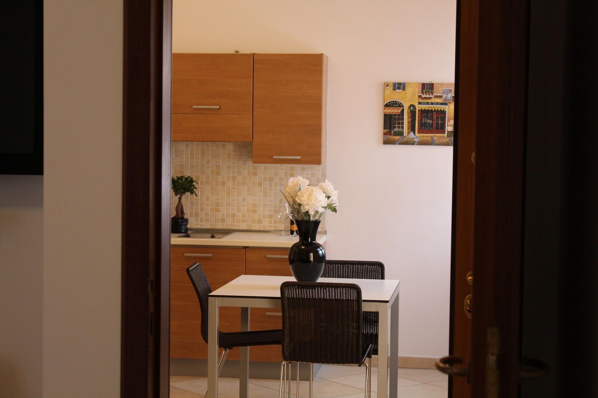No Tag Urban Hotel Trani Εξωτερικό φωτογραφία