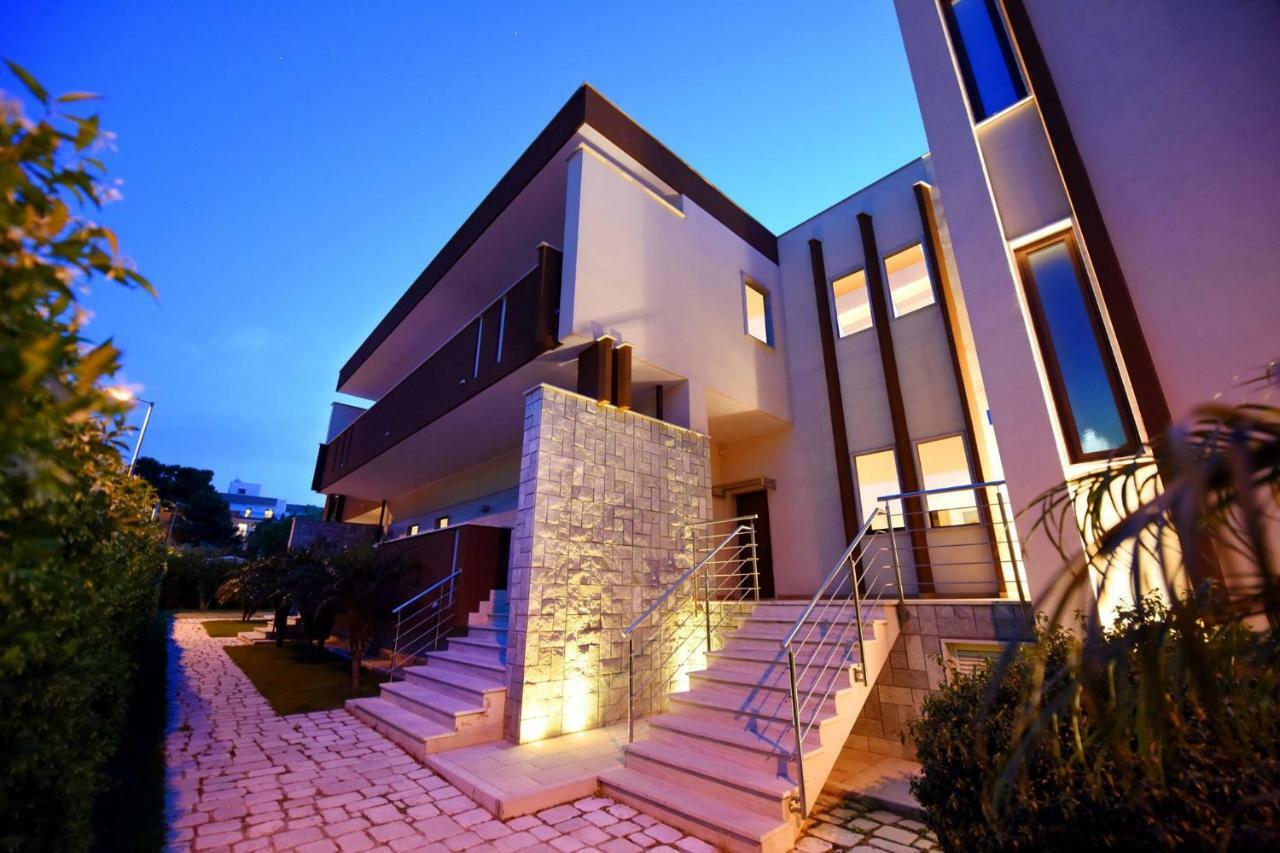 No Tag Urban Hotel Trani Εξωτερικό φωτογραφία