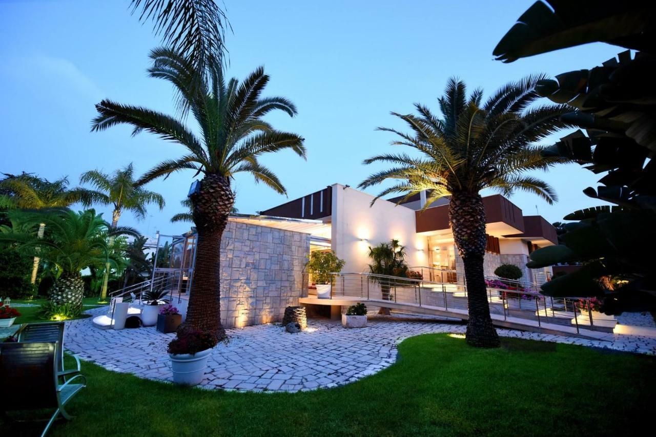 No Tag Urban Hotel Trani Εξωτερικό φωτογραφία