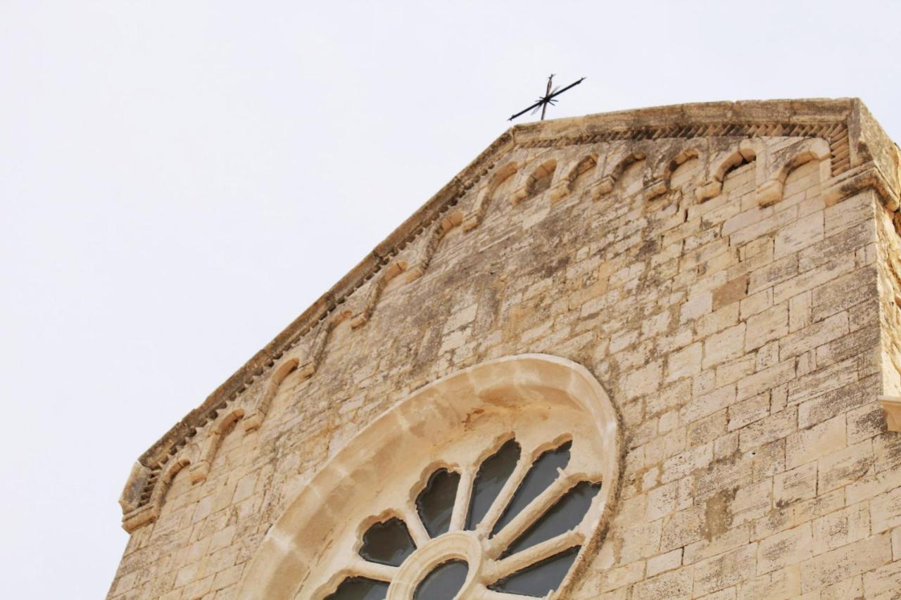 No Tag Urban Hotel Trani Εξωτερικό φωτογραφία