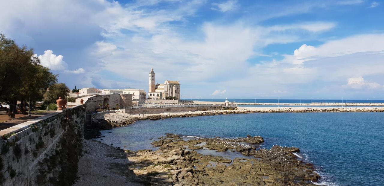 No Tag Urban Hotel Trani Εξωτερικό φωτογραφία