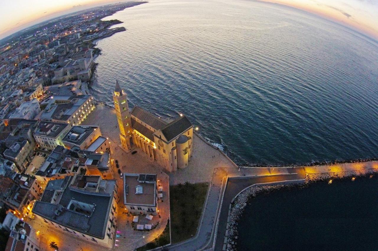 No Tag Urban Hotel Trani Εξωτερικό φωτογραφία
